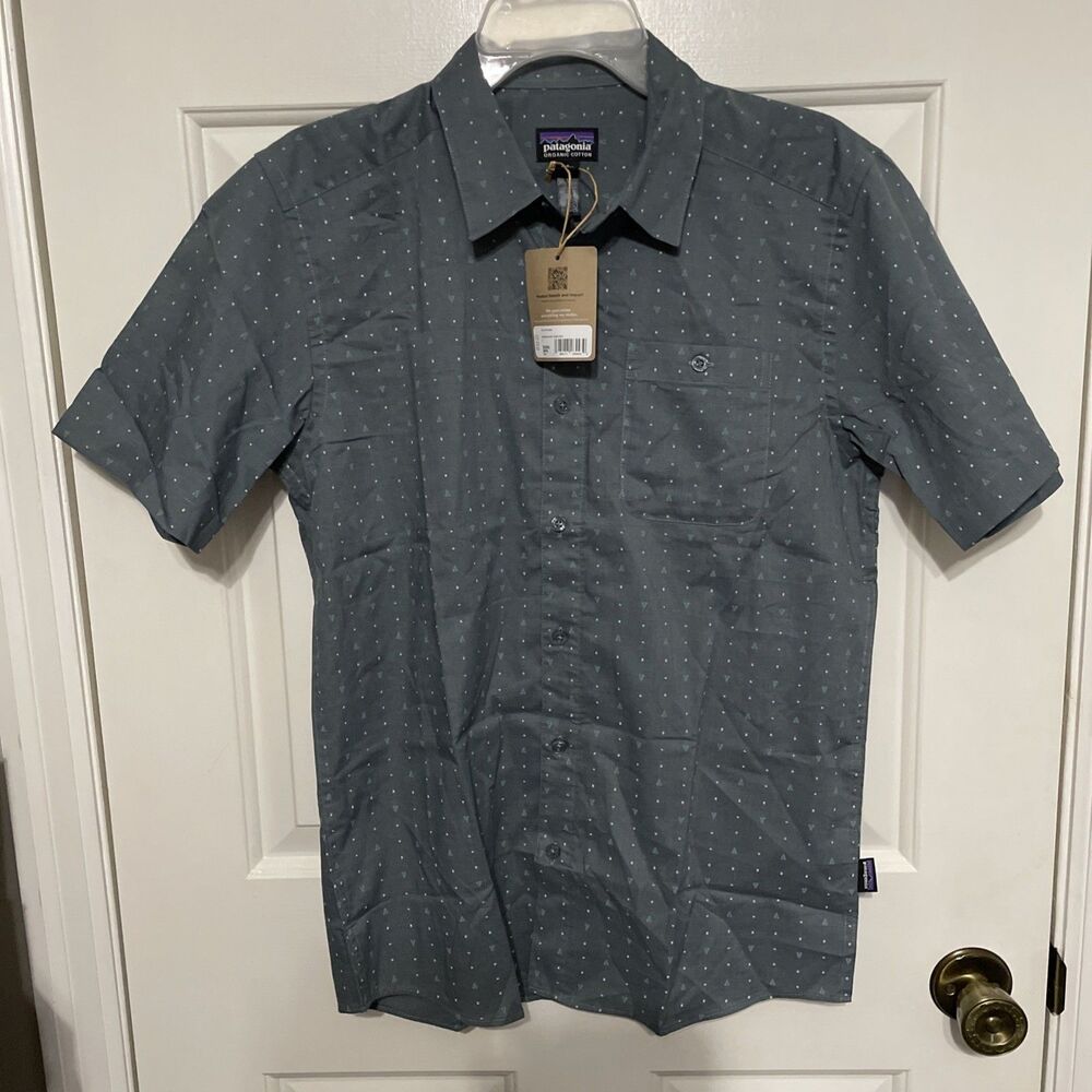 New Patagonia Organic Cotton Sz S Geometric Short Sleeve Button Down Camp Shirt